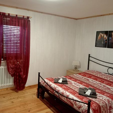 Appartement Maison Loren Pila à Cerise Extérieur photo