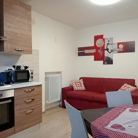 Appartement Maison Loren Pila à Cerise Extérieur photo